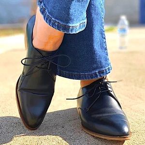Black EVERLANE Oxfords